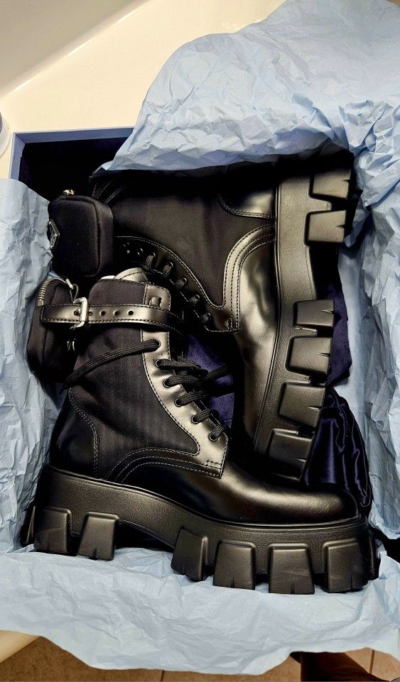 PRADA WOMENS BOOTS