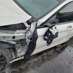 17 Mercedes Benz C 300 Parts Only 