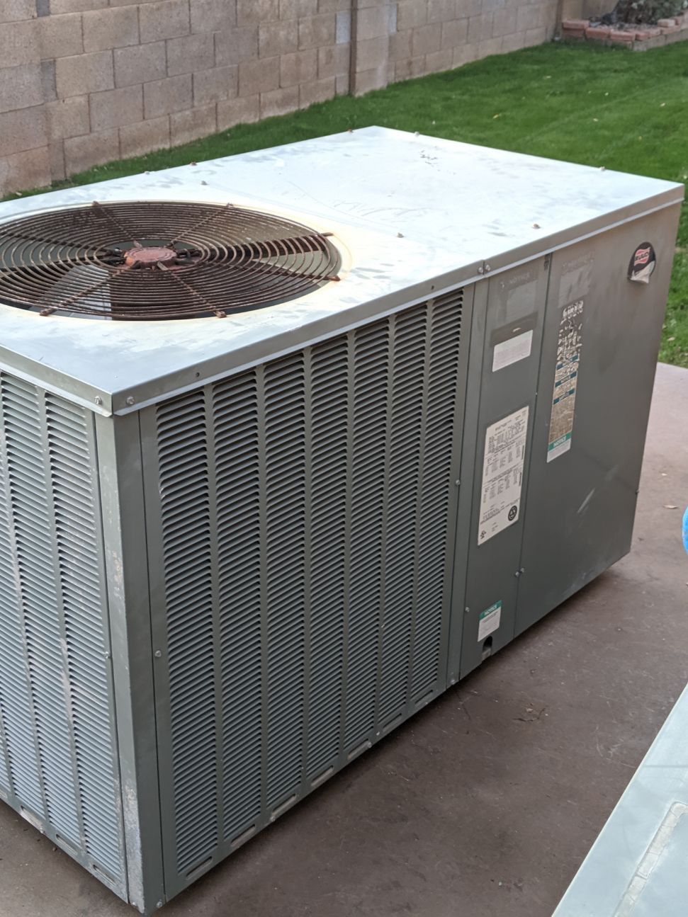 2006 RUUD 5 Ton Package Unit AC Heat Pump **Fully Charged with R22 refrigerant