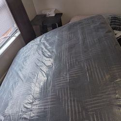 Selling My King Size Mattress