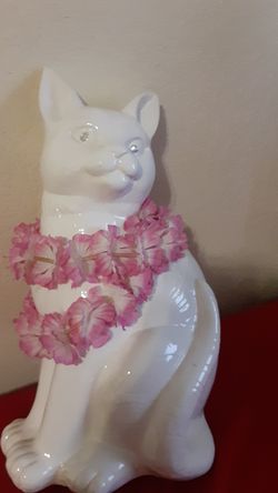 Ceramic cat