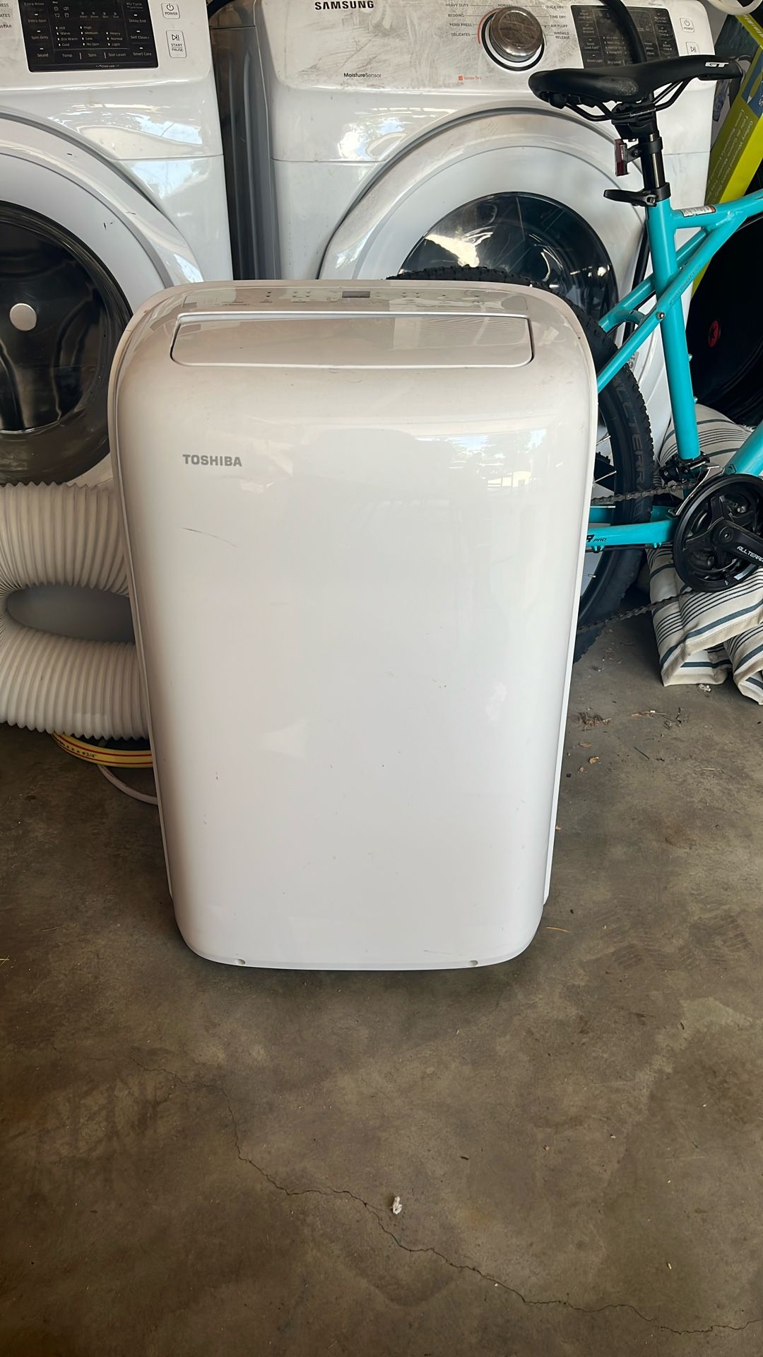 Toshiba 10,000 Btw Mini Air conditioning Unit.