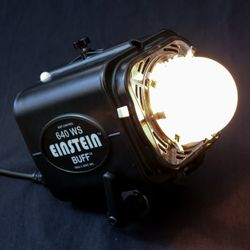 Einstein 640 W/S Flash Unit from Paul C. Buff 