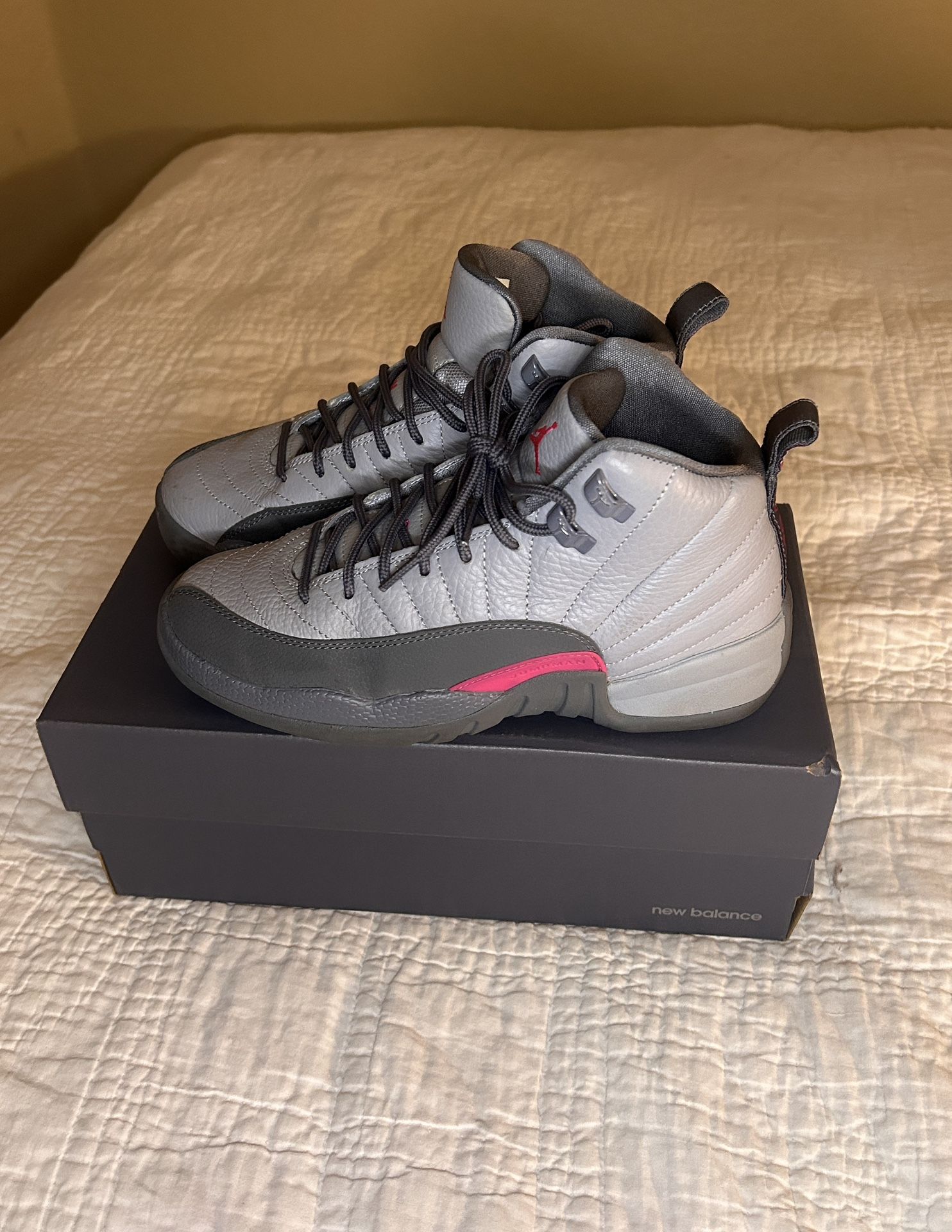 Air Jordan 12 Retro GG “Vivid Pink” Size 7w/5.5y