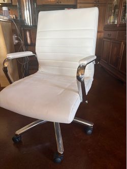 Computer desk chair