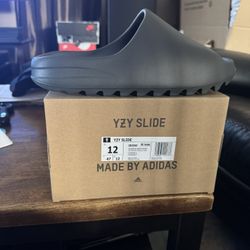 Yeezy Slide Slate Grey Size 12 Brand New 