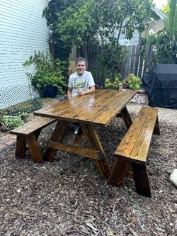 Classic Style Picnic Tables