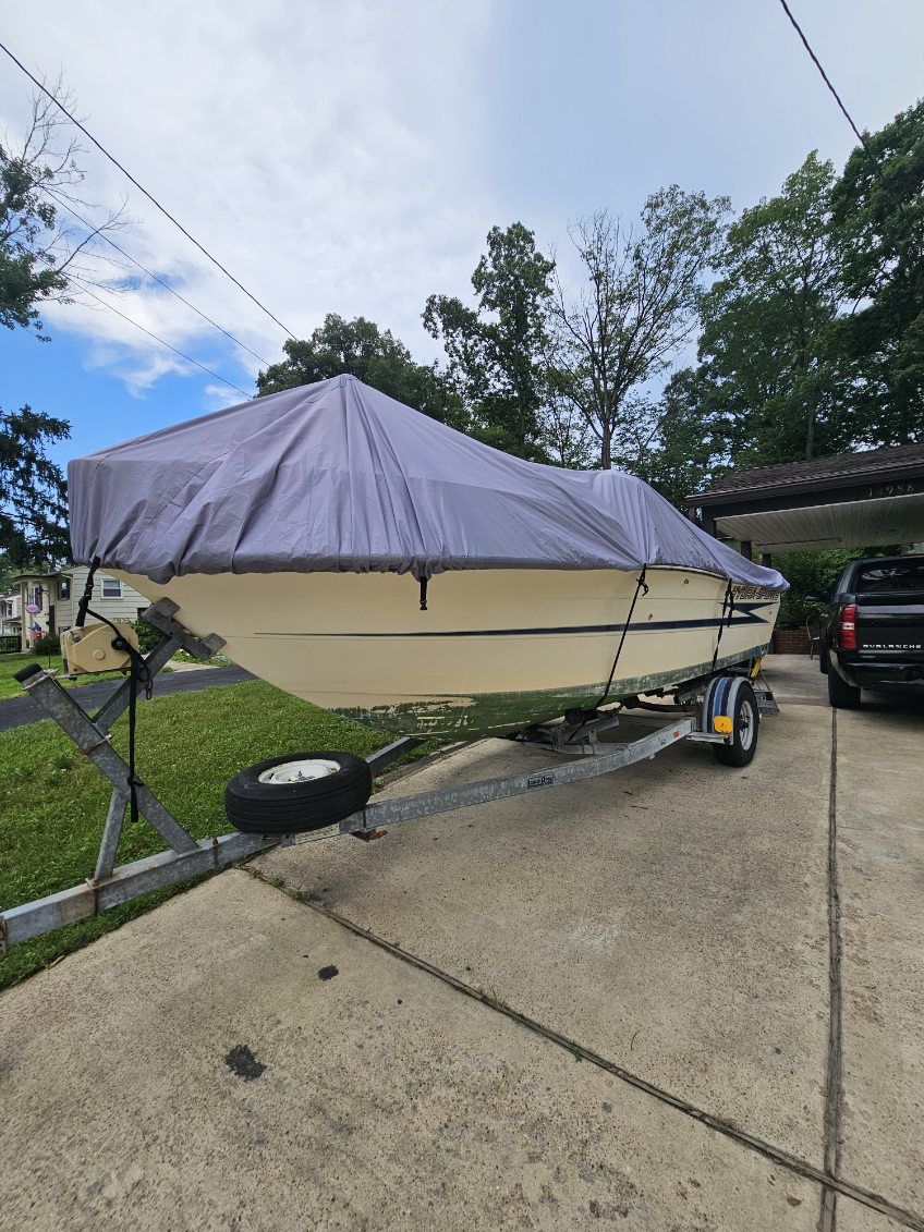 1991 Hydra Sports 2000