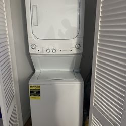 Stacked Washer Dryer 