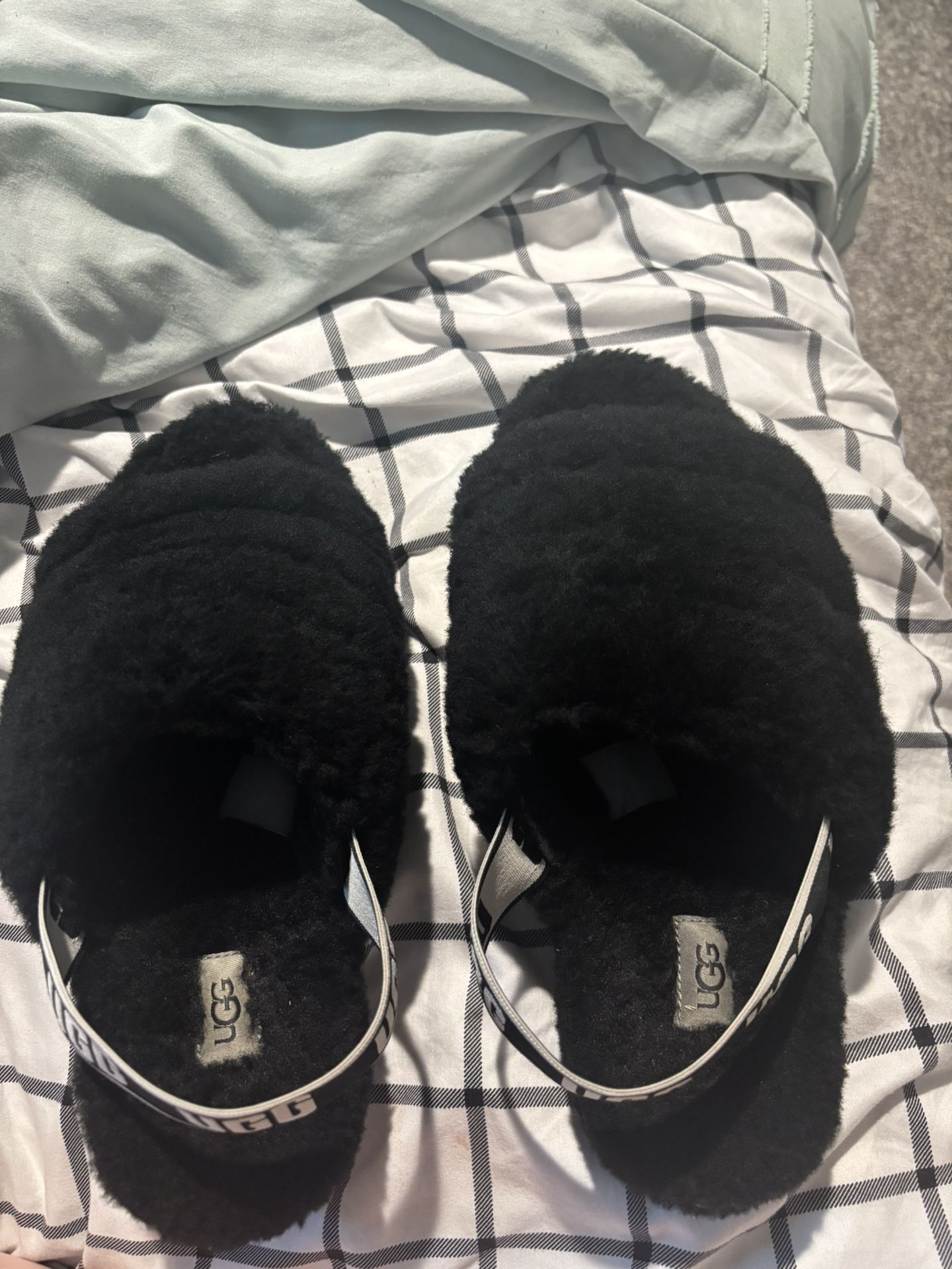 Women’s Ugg Slides