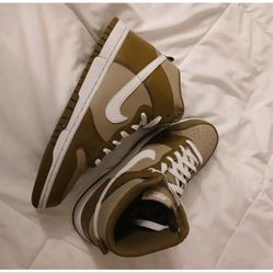 Nike High Top Mocha Dunks 