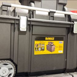 Dewalt Tough Chest