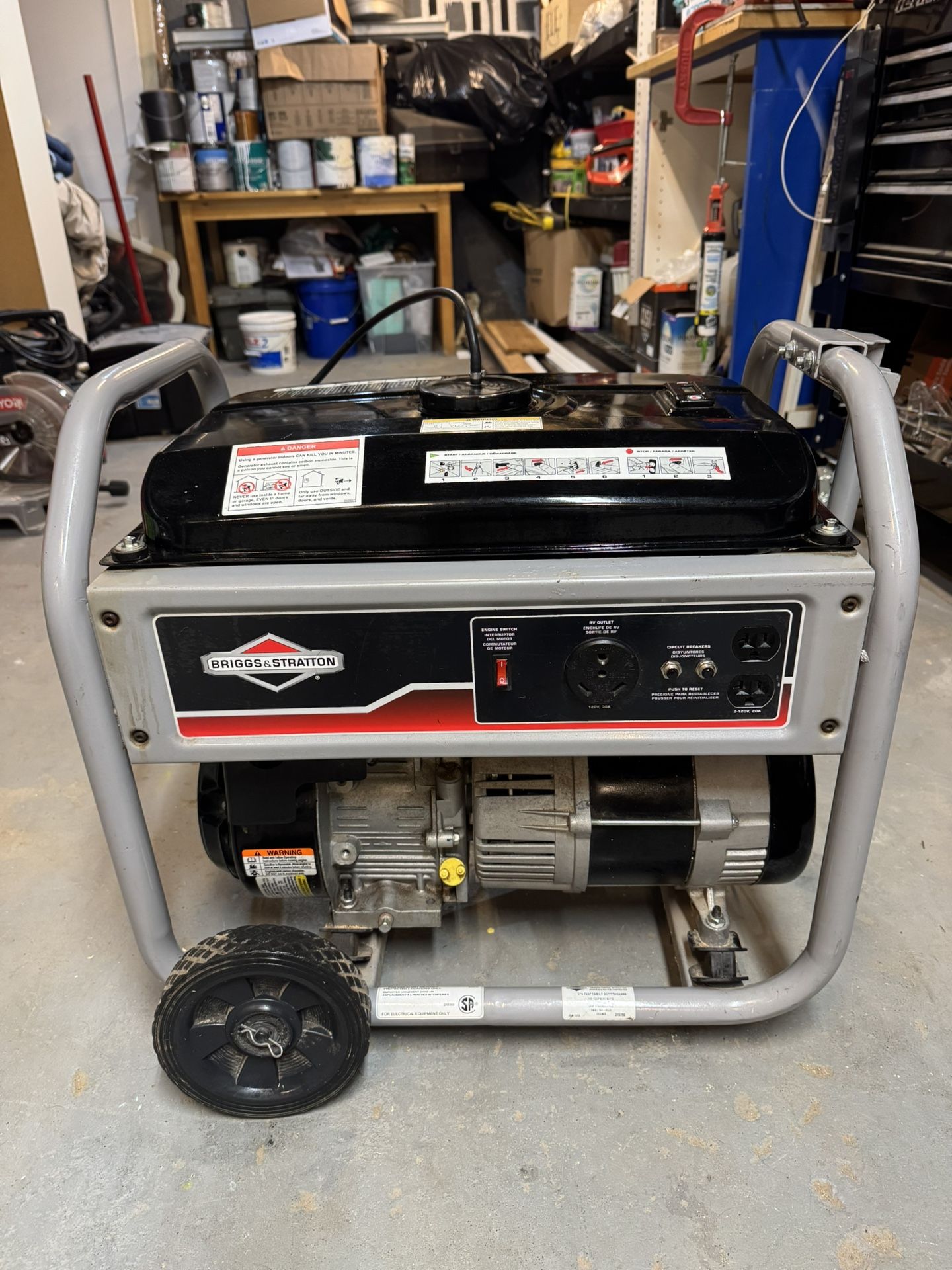 Briggs and Straton gas Generator