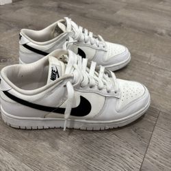 Nike Dunk Low Reverse Panda