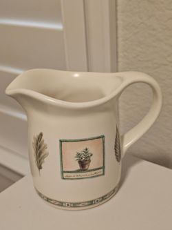 Pfaltzgraff Nature wood Creamer