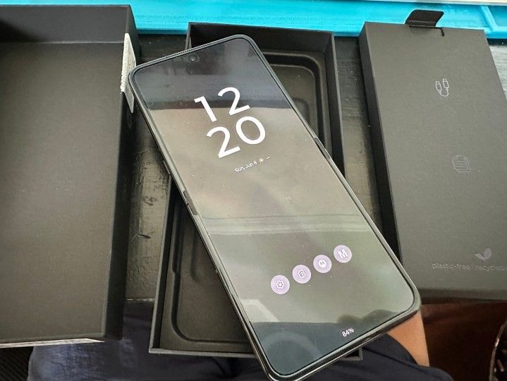 2025 Razr Ultra