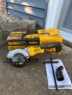ATOMIC 20V MAX Cordless Brushless 4-1/2 in. Circular Saw (Tool Only)