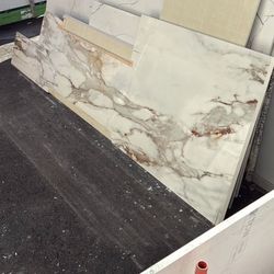 Techlam Essential Gold – Polished Sintered Stone Slab (109” x 32”)