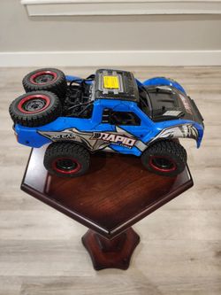 RC Car Domineering Rapid Off-Road RC Truck