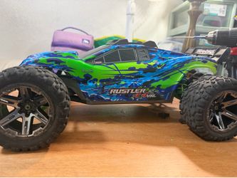 Traxxas Rustler VXL 4x4
