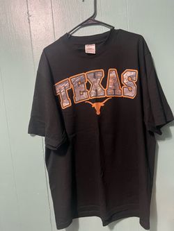 UT T-Shirt Large