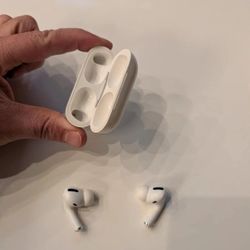 AirPods 4 & A3058 Case