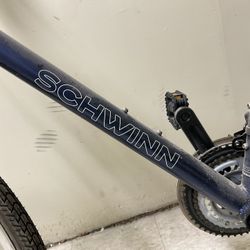 Schwinn Mountain Bike 