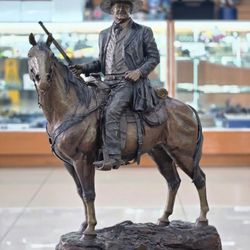 Large David Manuel An American Legend John Wayne on Horseback Bronze Statue Sculpture Limited