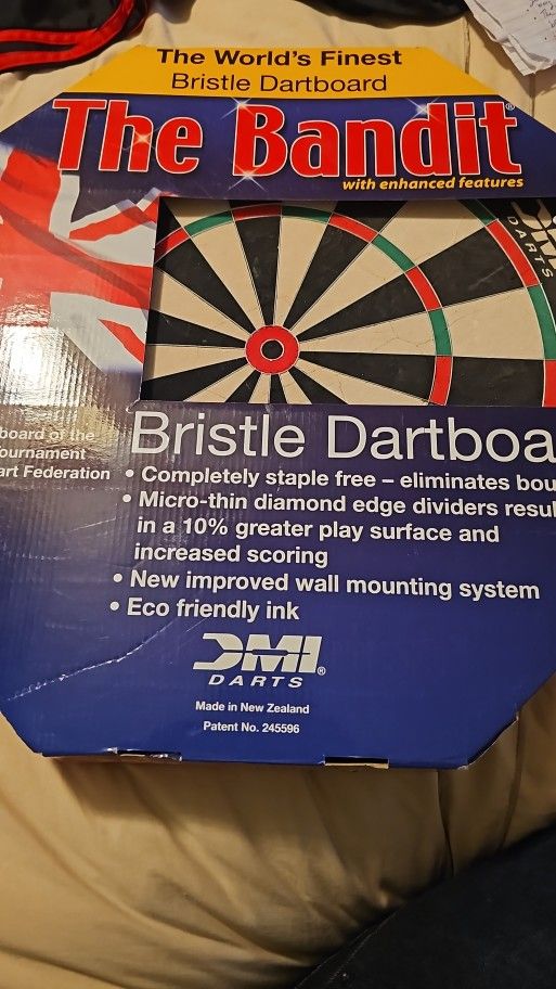 Bristle Dartboard - The Bandit Model