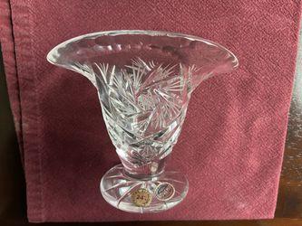 Vintage Bohemia Lead Crystal Centerpiece. Can Be Used As A Vase, Candy Dish Or Fruit Bowl