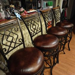 4 Bar Stools Chairs Barstools 29"