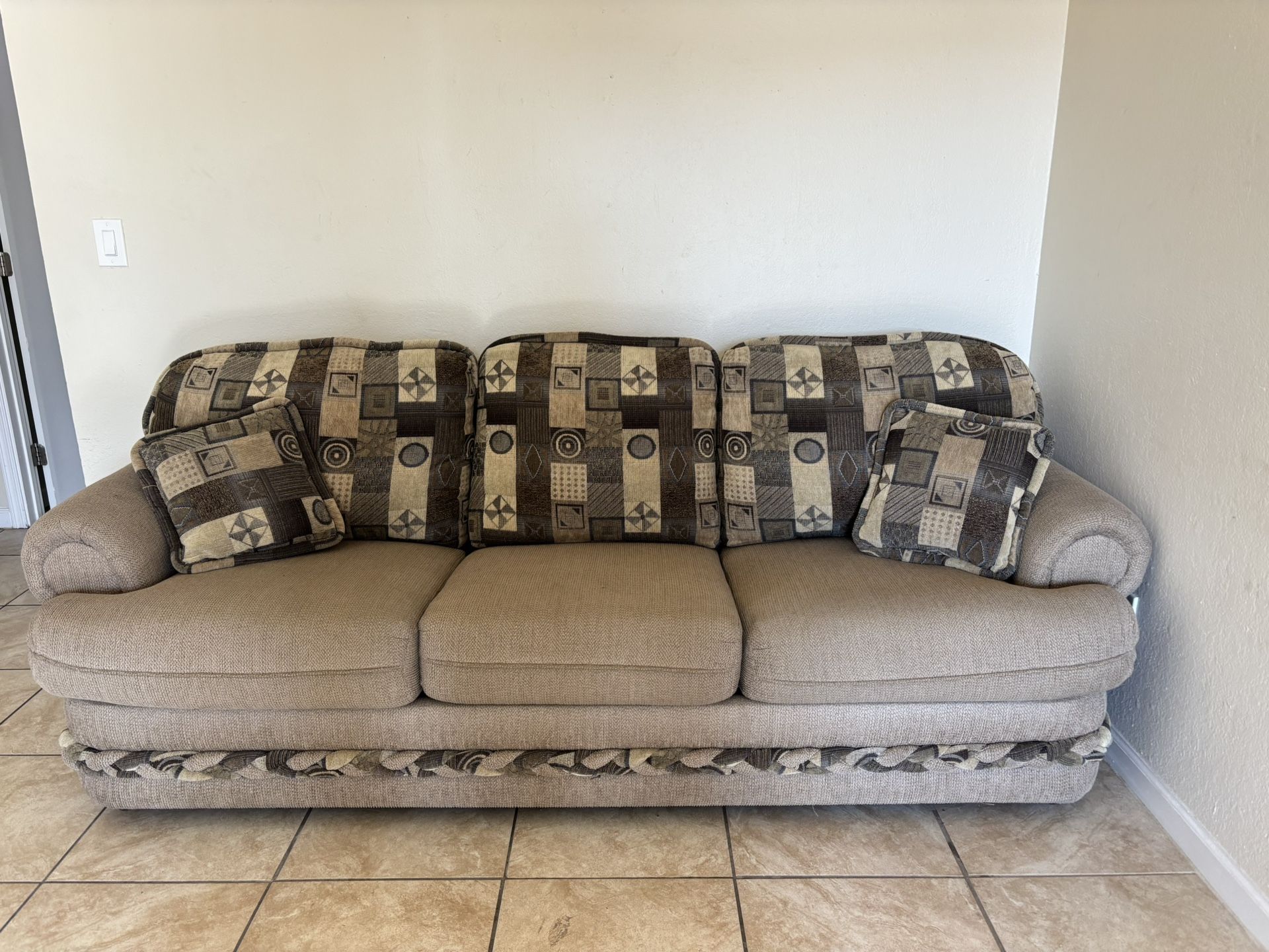 Sofa & Pull Out Queen Size Bed