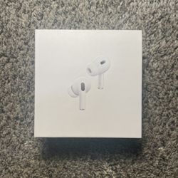 *BEST OFFER* Apple AirPods Pro Gen 2 (Noise Cancellation) *NEGOTIABLE*