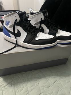 Jordan 1, size 11.5 high tops. Blue, blk. White