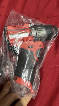 Milwaukee M12 Hammer Impact Drill Driver Taladro
