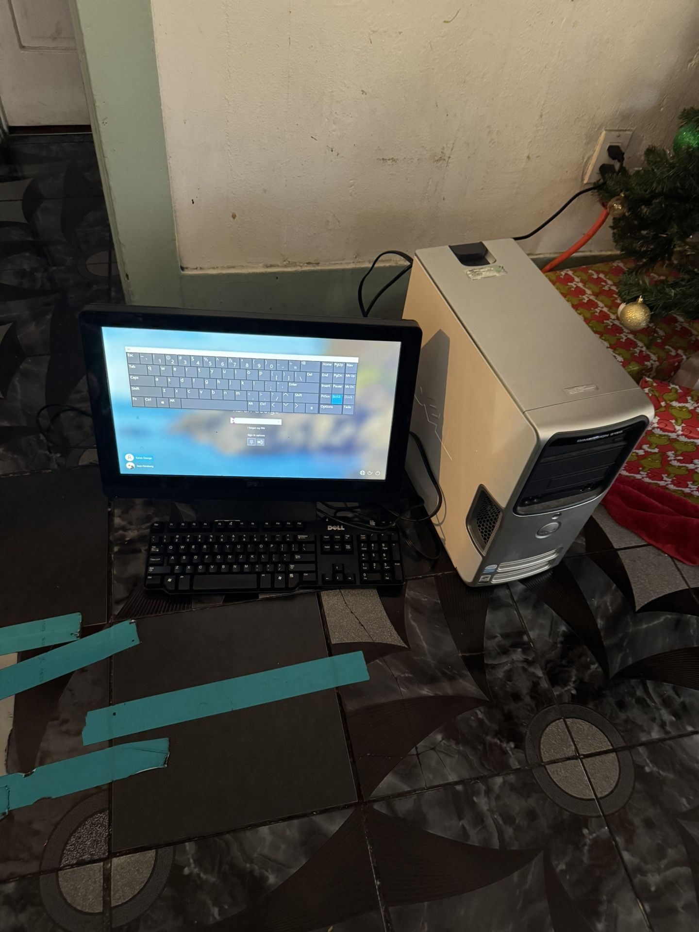 Pc Monitor Everything U Need Works Perfect Ready To Use 100$