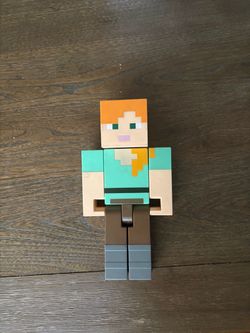 Minecraft alex big figure