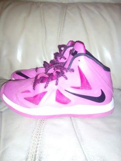 Kids Nike LeBron 13.5C