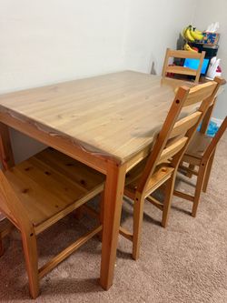 Dining table set- 5 piece wood dining set for 4