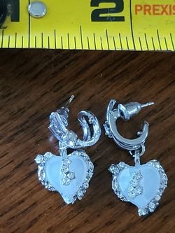 🤍 White Heart Rhinestone Dangle Hoop Earrings Silver Tone Y2K Jewelry