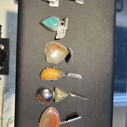 Pendants 