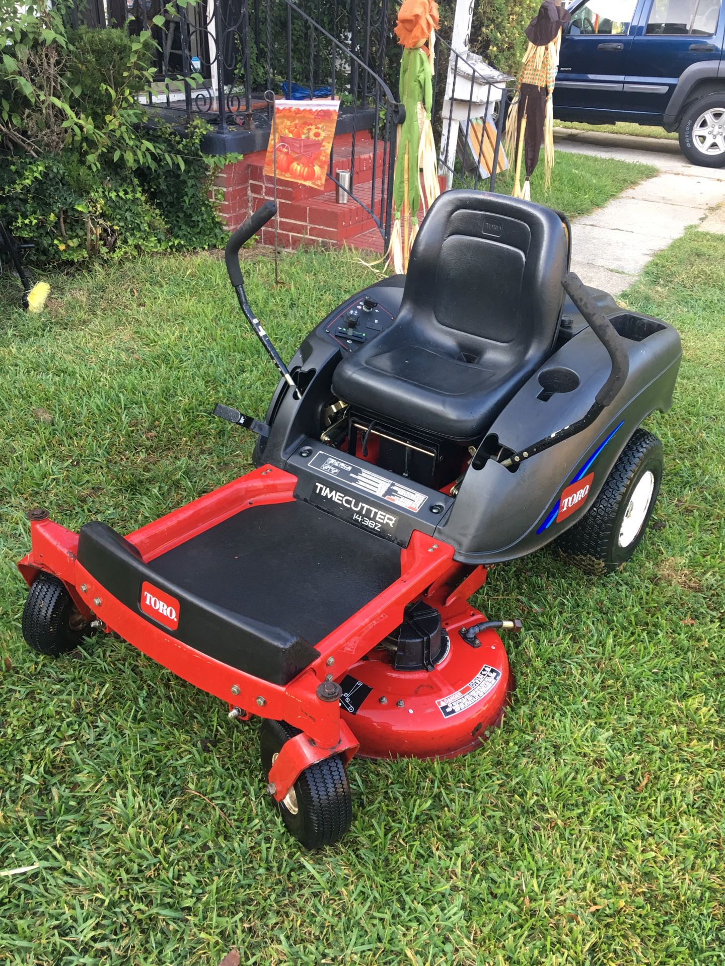 Toro Timecutter 1438Z- 38” zero turn lawnmower-mower- fits in most gates!