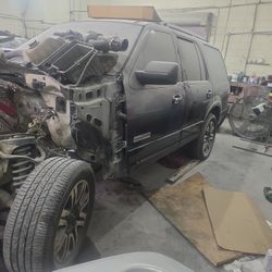 08 Expedition Xlt  Parting Out