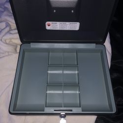 Sentry Safe Lock Box trades move out sale 