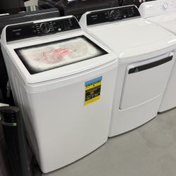Frigidaire 4.4 Cu Ft Washer And 7 Cu Ft Dryer Brand New, 1 Year Manufacturers Warranty 