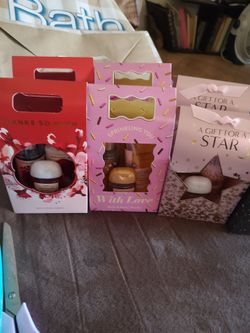 Bath and body works mini sets