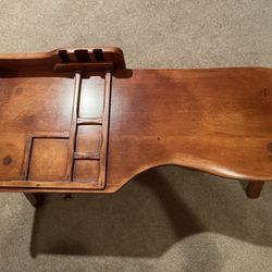 Antique Maple Wood Cushman Coffee/cobbler Table