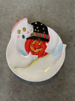 Collectible ceramic Halloween plate