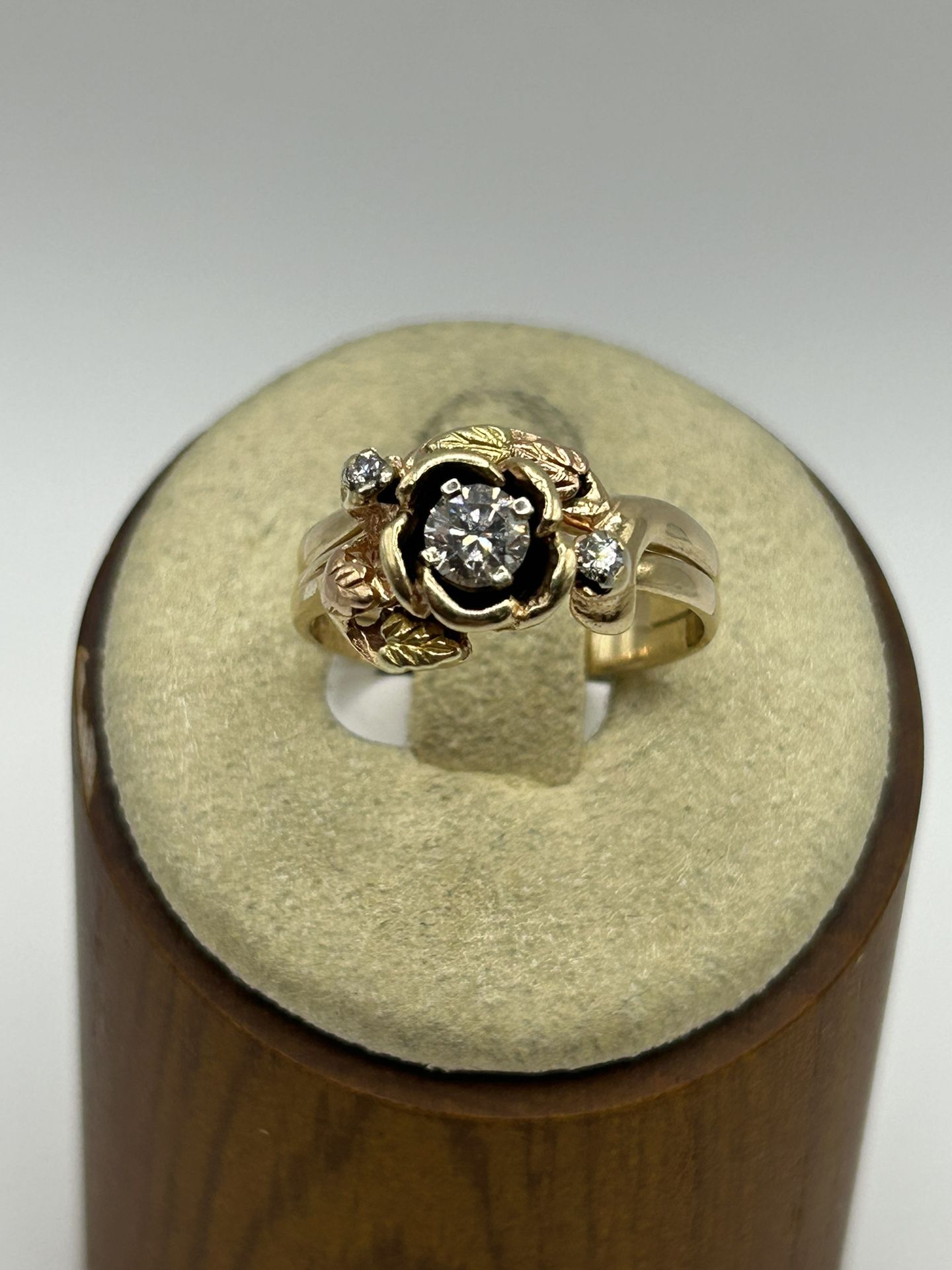 14k Gold Diamond Ring