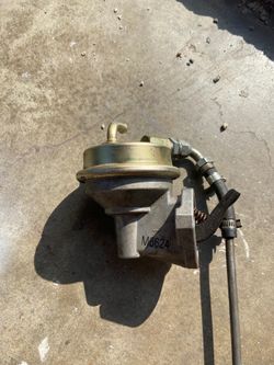 Mechanical fuel pump